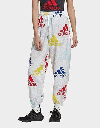 Adidas Essentials Multi Colored Logo Loose Fit Geweven Broek White/Multicolor/Vivid Red Dames